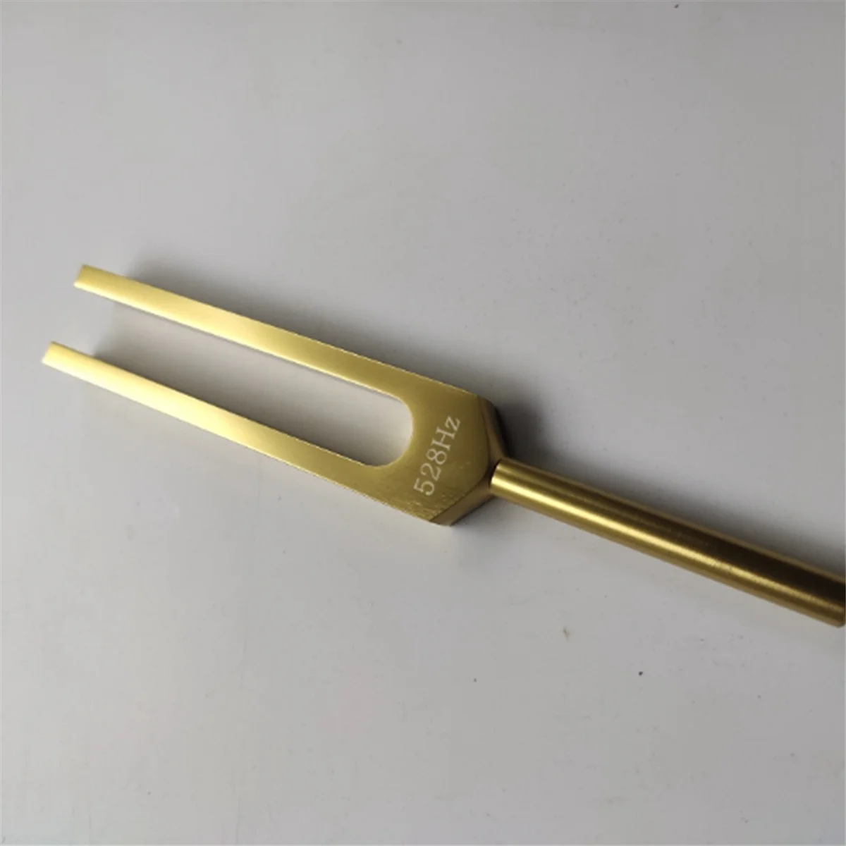 528 Hz Tuning Fork, Gold Tuning Forks 528 Hz for Musical Instrument, Meditation, Relaxation